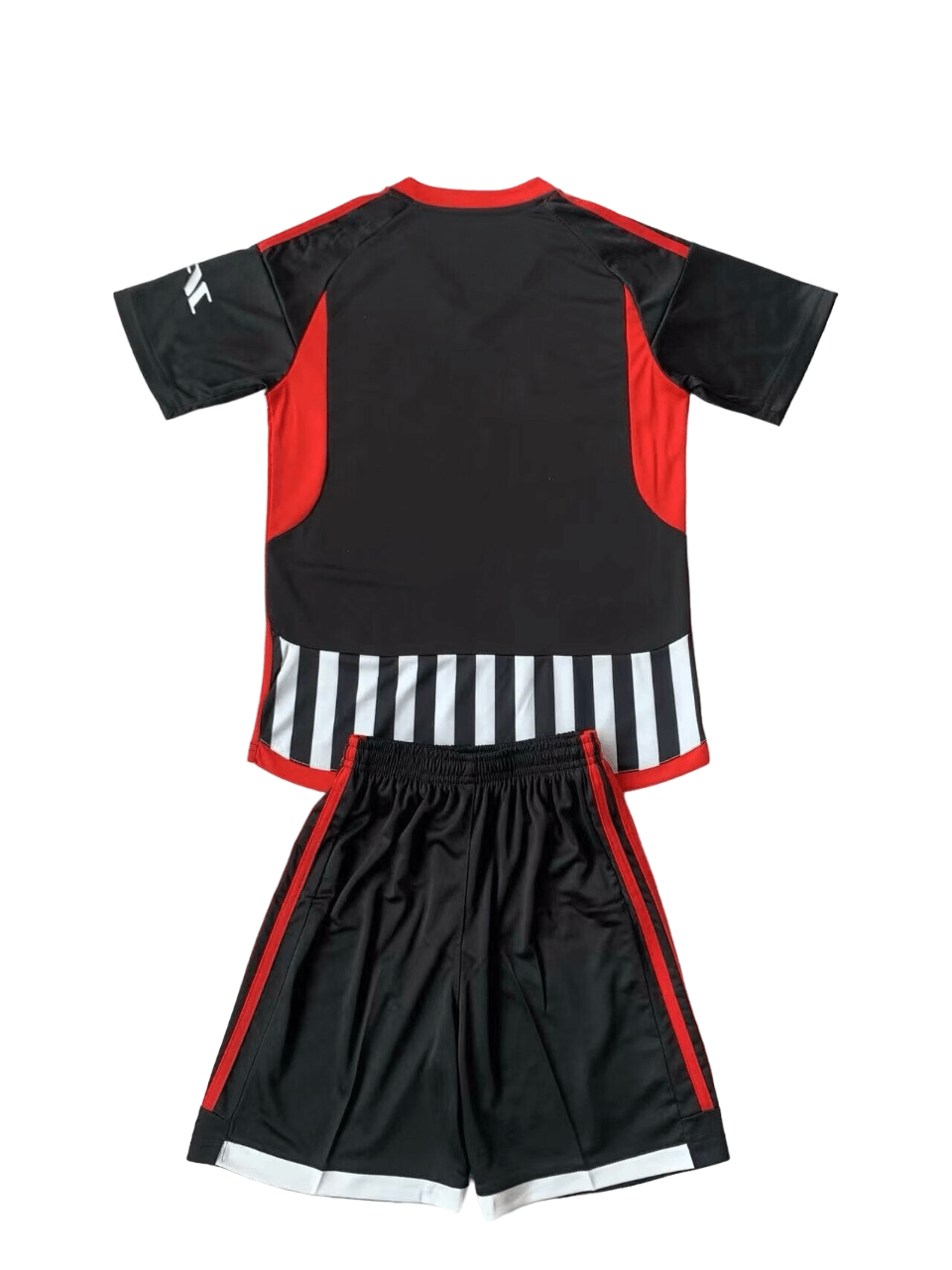 Kit Infantil Club de Cuervos FC Titular Preta 2024/25 Unissex Kit Infantil Club de Cuervos FC Titular Preta 2024/25 Unissex