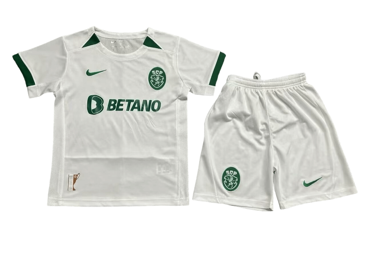 Kit Infantil Sporting Portugal Away II Branca 2024/25 Unissex Kit Infantil Sporting Portugal Away II Branca 2024/25 Unissex