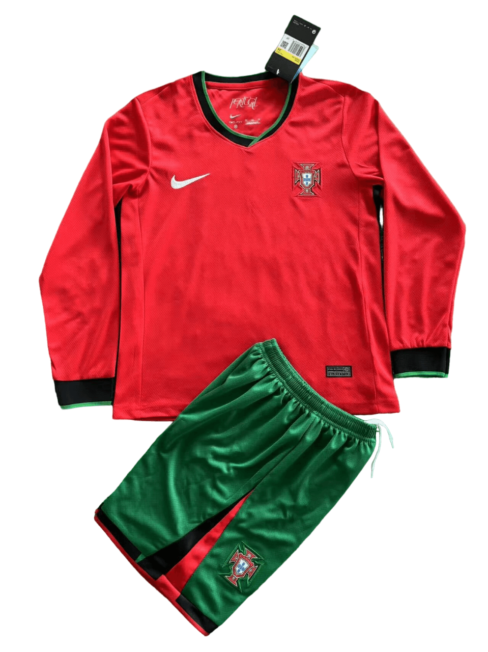 Kit Infantil Portugal Manga Longa Vermelha 2024 Unissex Kit Infantil Portugal Manga Longa Vermelha 2024 Unissex