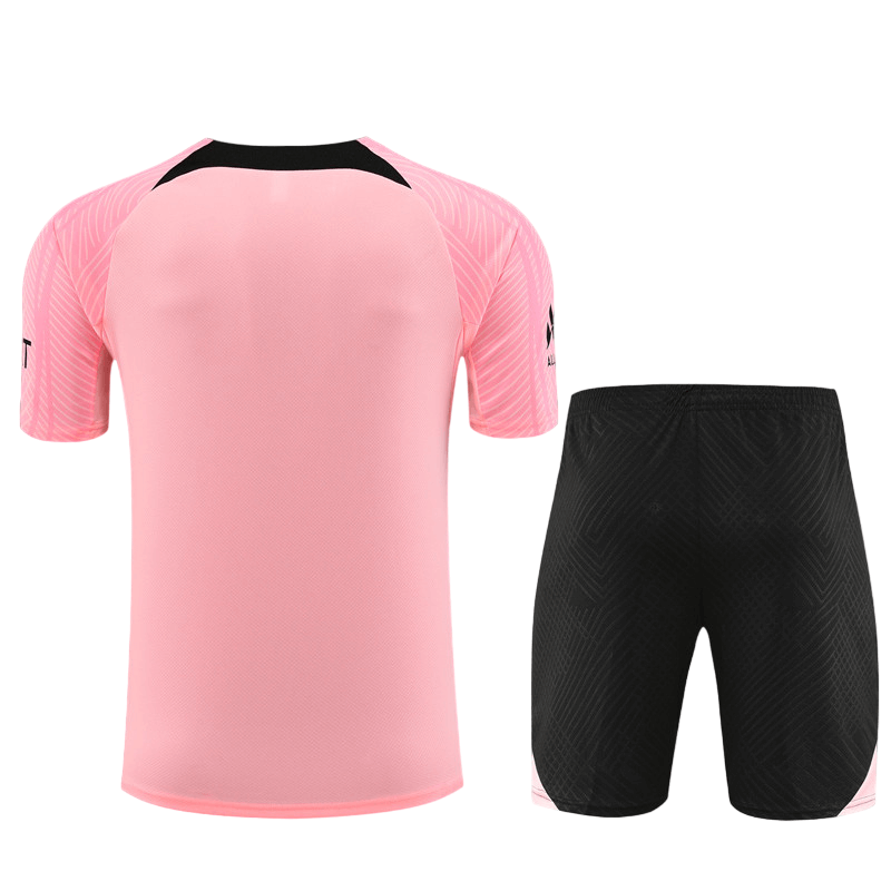 Conjunto de Treino PSG Camisa Rosa + Bermuda Preta 2023/24 Conjunto de Treino PSG Camisa Rosa + Bermuda Preta 2023/24