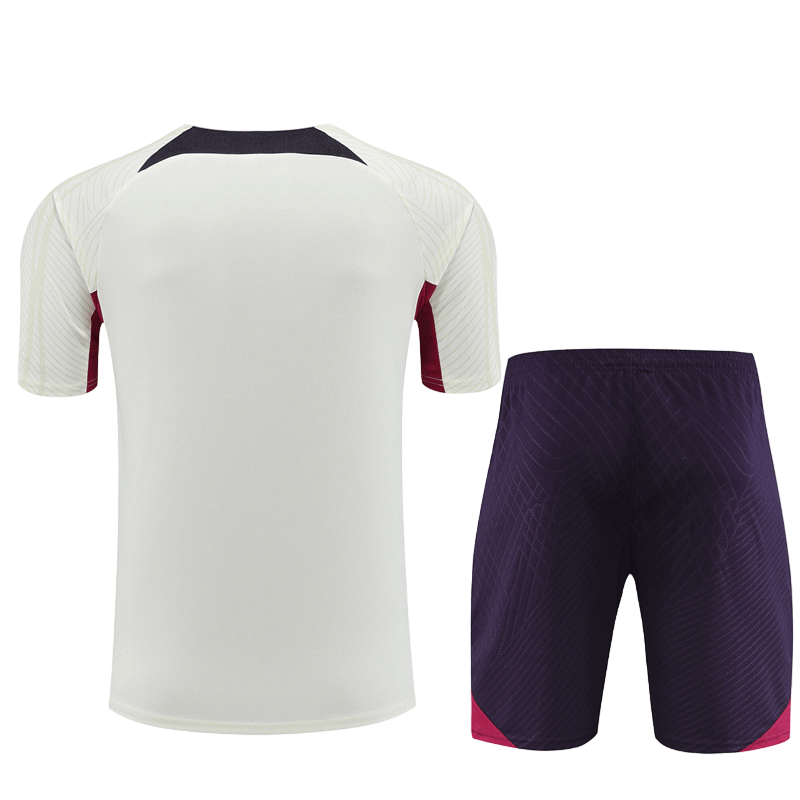 Conjunto de Treino PSG Camisa Bege + Bermuda Roxo 2023/24 Conjunto de Treino PSG Camisa Bege + Bermuda Roxo 2023/24