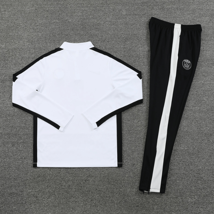 Conjunto de Treino PSG Jaqueta Branca+ Calça Preta 2023/24 Conjunto de Treino PSG Jaqueta Branca+ Calça Preta 2023/24