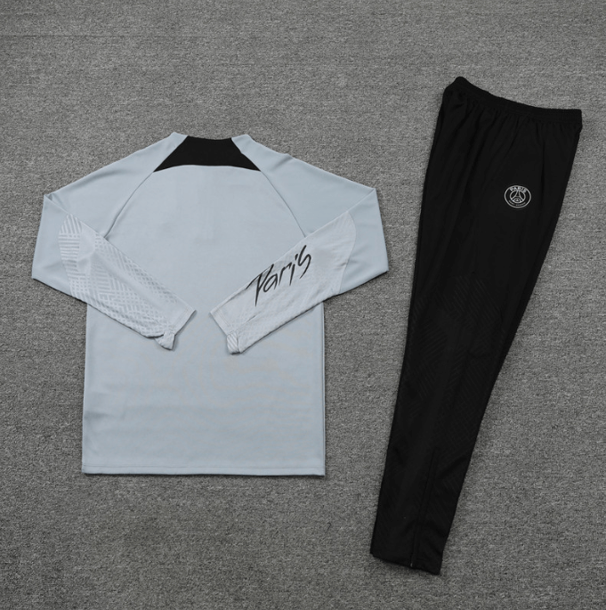 Conjunto de Treino PSG Jaqueta+Calça Cinza/Preta 2021/22 Conjunto de Treino PSG Jaqueta+Calça Cinza/Preta 2021/22