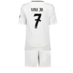 kit-infantil-real-madrid-i-2024-25-branca-vini-jr-unissex