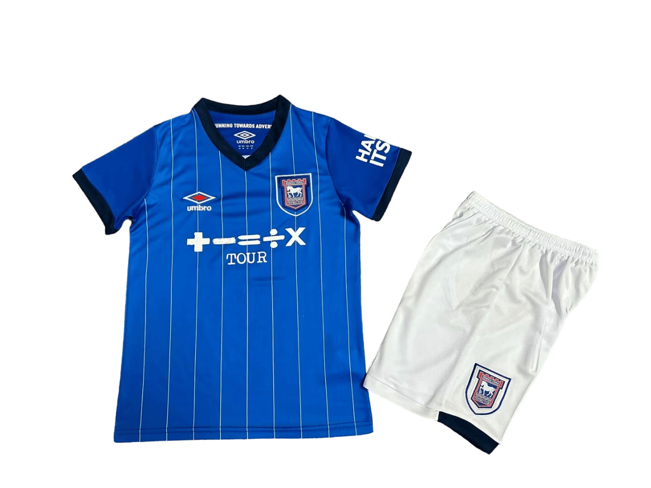 Kit Infantil Ipswich Town Titular I Home Azul 2024/25 Unissex Kit Infantil Ipswich Town Titular I Home Azul 2024/25 Unissex