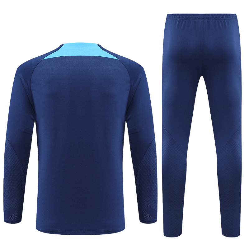 Conjunto-de-treino-barcelona-azul-2022-23-jaqueta-calca-loja-malta-esportes (3) Conjunto Barcelona Treino Jaqueta/Calça Azul II 2022/23