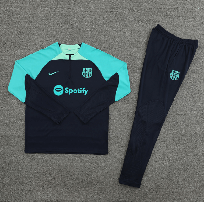 Conjunto-de-treino-barcelona-azul-escura-2023-24-jaqueta-calca-loja-malta-esportes (1) Conjunto Barcelona Treino Jaqueta/Calça Azul Escura 2023/24