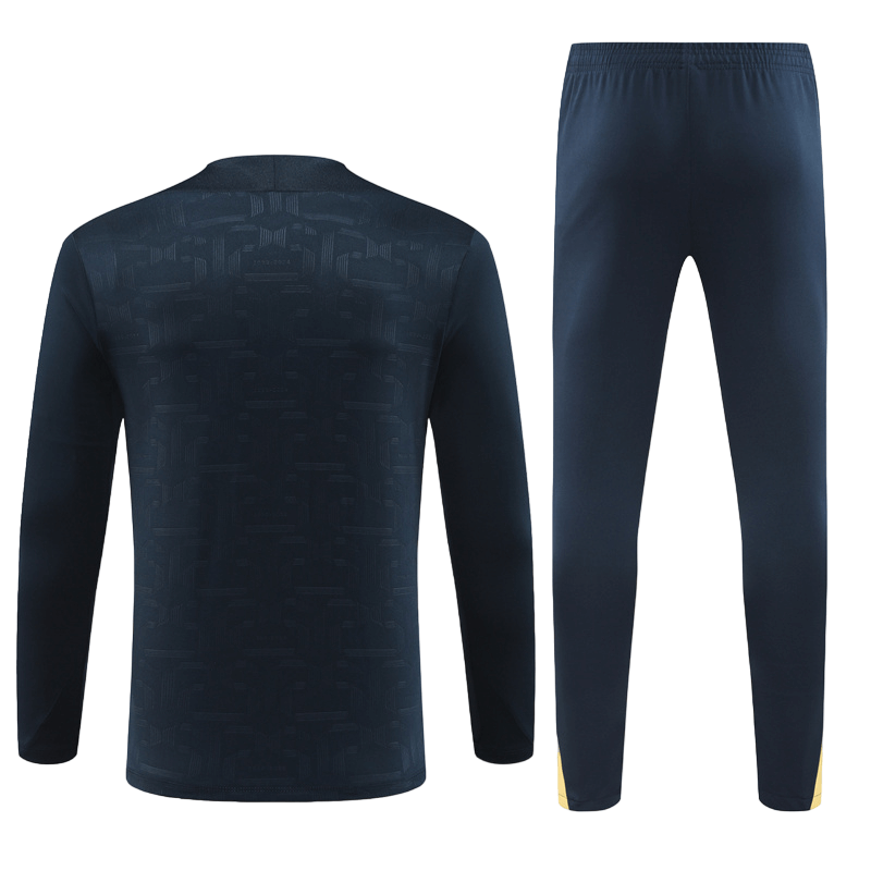Conjunto-de-treino-barcelona-azul-escura-2024-25-jaqueta-calca-loja-malta-esportes (3) Conjunto Barcelona Treino Jaqueta/Calça Azul Escuro 2024/25