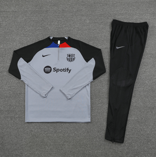 Conjunto-de-treino-barcelona-cinza-2022-23-jaqueta-calca-loja-malta-esportes (1) Conjunto Barcelona Treino Jaqueta/Calça Cinza 2022/23