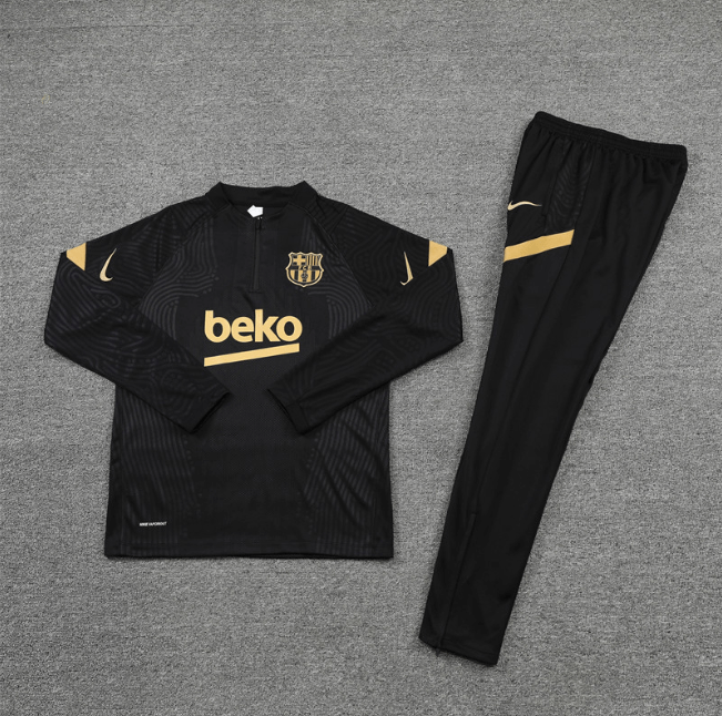 Conjunto-de-treino-barcelona-preta-2020-21-jaqueta-calca-jogador-loja-malta-esportes (1) Conjunto Barcelona Treino Jaqueta/Calça Preta 2020/21 Jogador