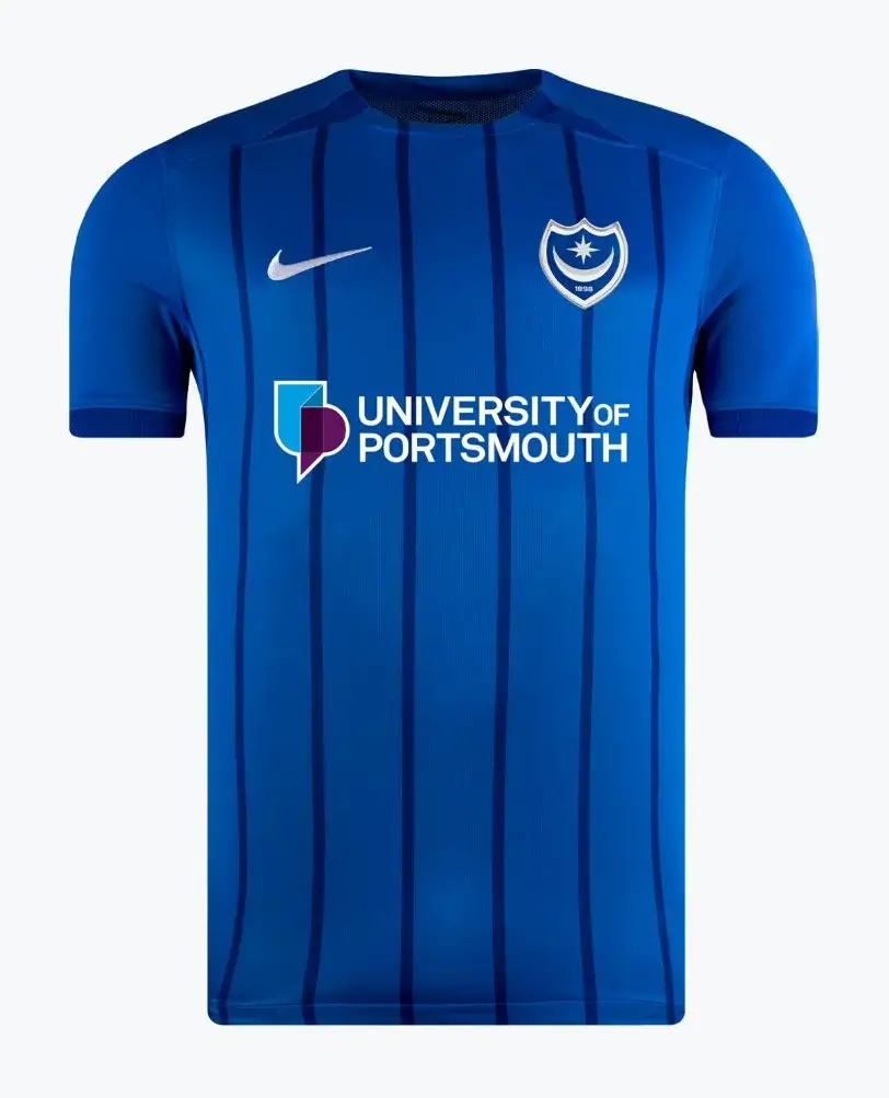 camisa-Titular-portsmouth-azul-2024-25-masculina (1) Camisa Titular Portsmouth Azul I 2024/25 Masculina