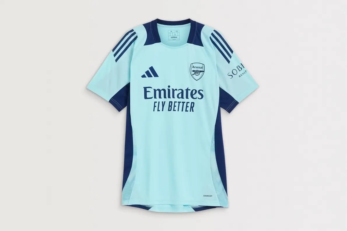 camisa-arsenal-treino-azul-claro-2024-25-masculina (1) Camisa Arsenal Treino Azul Clara 2024/25 Masculina
