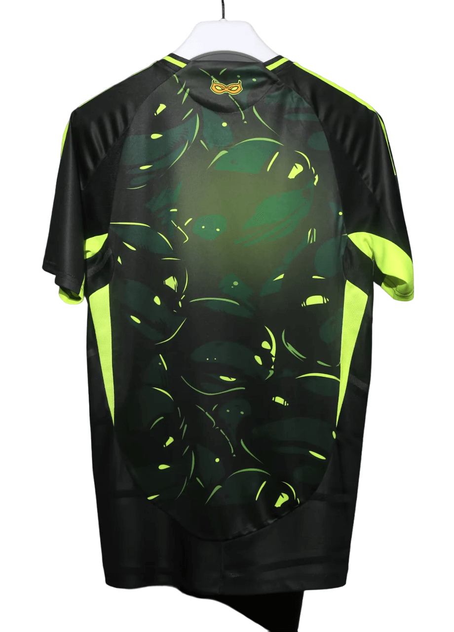 camisa-real-madrid-tartarugas-ninjas-preta-verde-especial-jogador-2024-25-masculina-malta-esportes- (1) Camisa Real Madrid Tartarugas Ninjas Preta/Verde 2024/25 Jogador