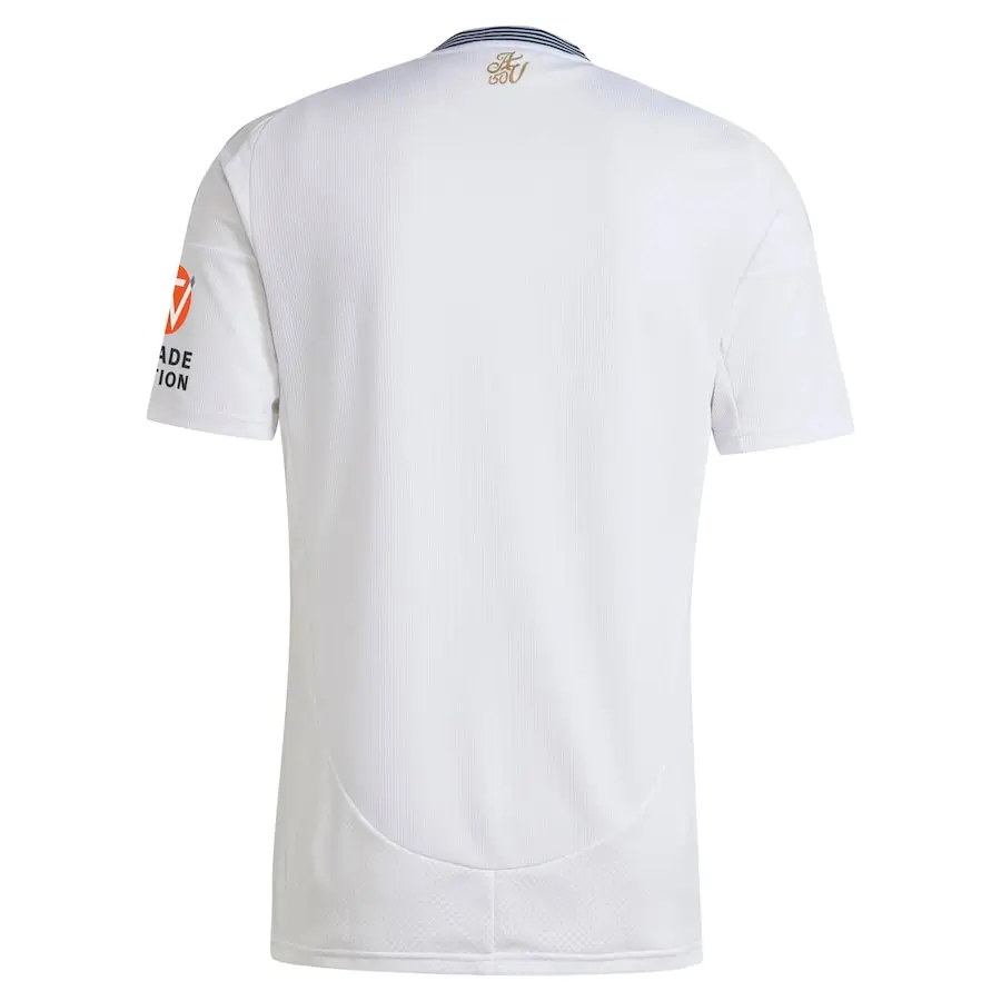 camisa-reserva-aston-villa-branca-away-ii-2024-25-jogador-loja-malta-esportes2 (1) Camisa Reserva Aston Villa Branca II 2024/25 Masculina