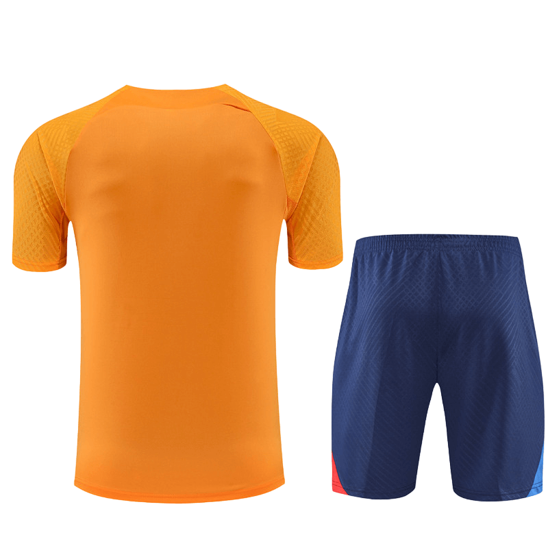 conjunto-de-treino-barcelona-camisa-short-laranja-2022-23-loja-malta-esportes (3) Conjunto Barcelona Treino Camisa/Short Laranja 2022/23