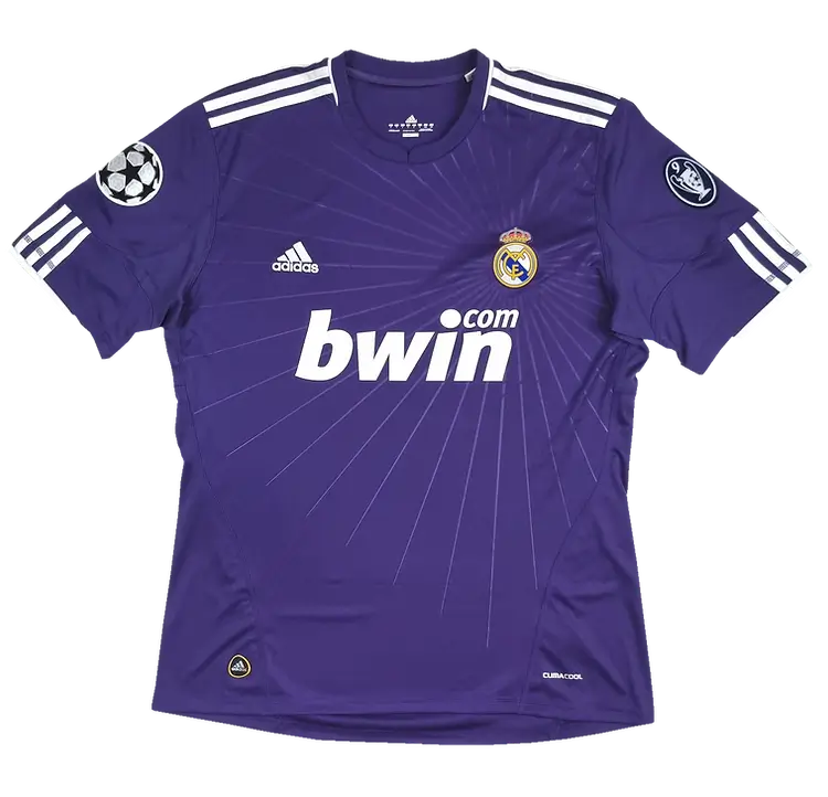 camisa-real-madrid-roxo-third-iii-2010-retro (1) Camisa Real Madrid Roxo Third III Retrô 2010 Masculina