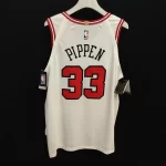 regata-nba-authentic-chicago-bulls-branca-20-21-pippen-33-640