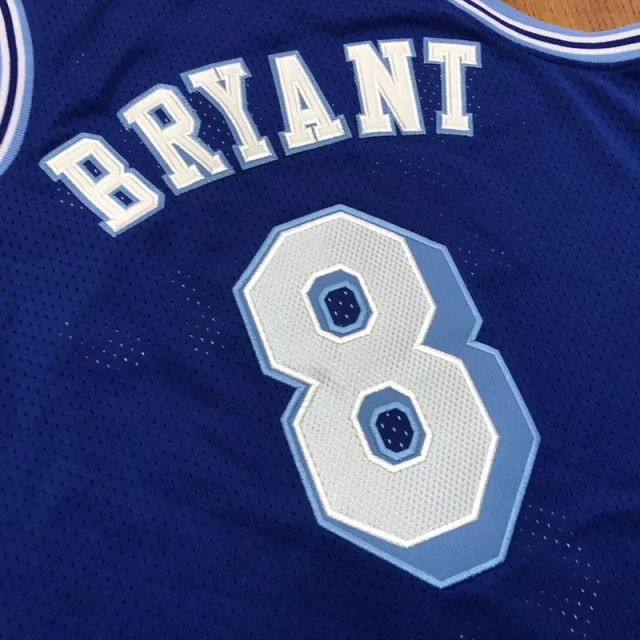 regata-nba-mitchell-ness-los-angeles-lakers-hardwood-1996-1997-azul-bryant-8-4 Regata NBA Mitchell & Ness Los Angeles Lakers Hardwood 1996-97 Azul Bryant #8