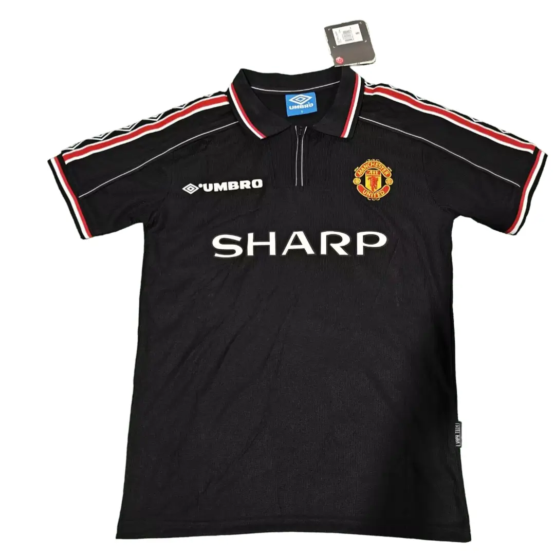 camisa-manchester-united-away-preta-sharp-retro Camisa Manchester United Away Preta II Sharp Retrô Masculina