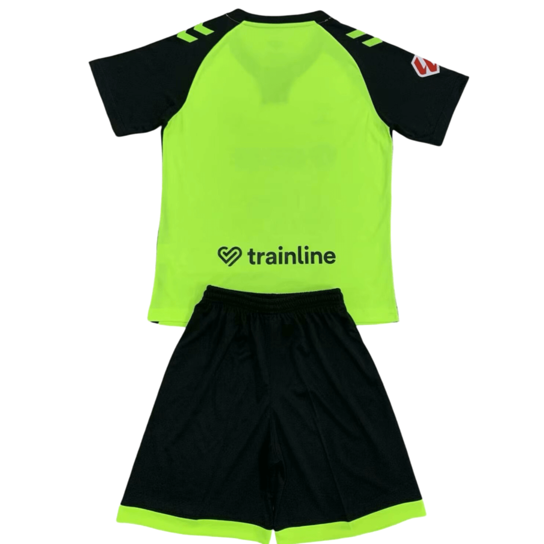 Kit Infantil Reserva Real Bétis Verde II 2024/25 Unissex Kit Infantil Reserva Real Bétis Verde II 2024/25 Unissex