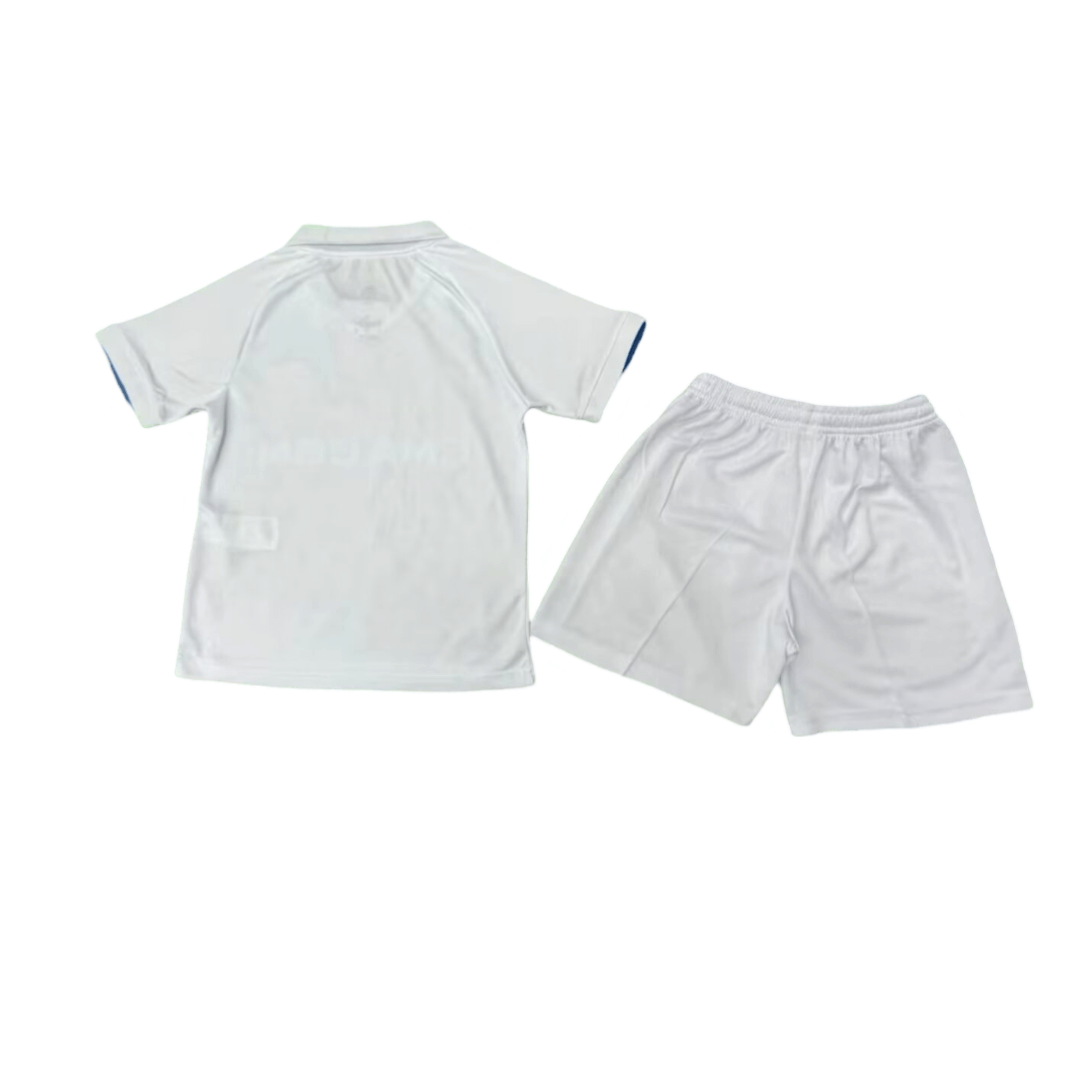 Kit Infantil Olympique de Marseille 125 Anos Branca 2024/25 Unissex Kit Infantil Olympique de Marseille 125 Anos Branca 2024/25 Unissex