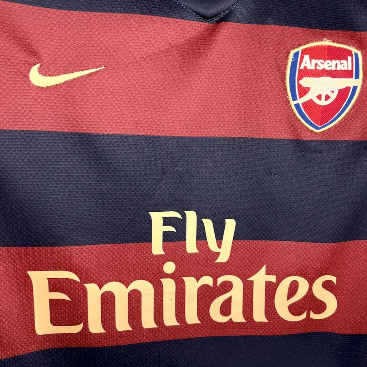 camisa-arsenal-third-2007-masculina-1 Camisa Arsenal Third Vinho 2007/08 Masculina