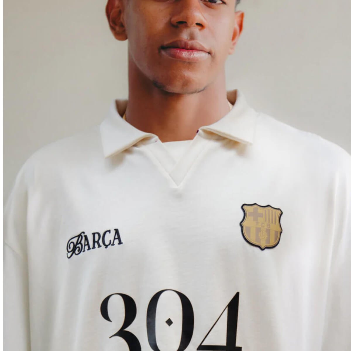 camisa-especial-lamine-yamal-304-barcelona-branca-2024-polo- Camisa Especial Lamine Yamal 304 Barcelona Branca Polo