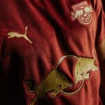 camisa-rb-salzburg-veludo-vermelha-natal-2024-masculina