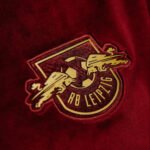 camisa-rb-salzburg-veludo-vermelha-natal-2024-masculina