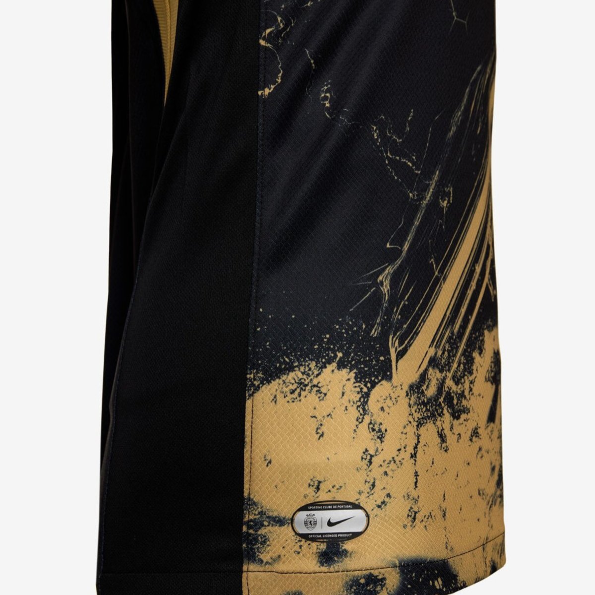 camisa-sporting-cp-homenagem-cr7-2024-preta-third-masculina68424-2 Camisa Sporting CP Homenagem Cr7 2024 Preta Third Masculina