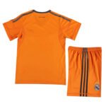 kit-infantil-real-madrid-away-laranja-2013-14-unissex