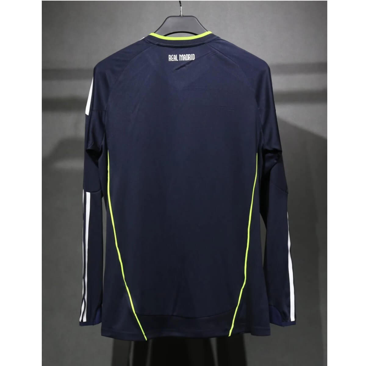 camisa-real-madrid-away-preta-2010-11-manga-longa- Camisa Real Madrid Away Preta 2010/11 Manga Longa