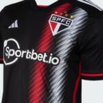 camisa-sao-paulo-preta-third-2023-24-masculina
