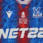 camisa-crystal-palace-campeao-fa-cup-2025-vermelha-masculina