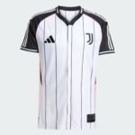 camisa-juventus-us-pack-basebol-branca-botoes-2025