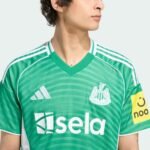 camisa-newcastle-united-verde-2025-26-away-masculina