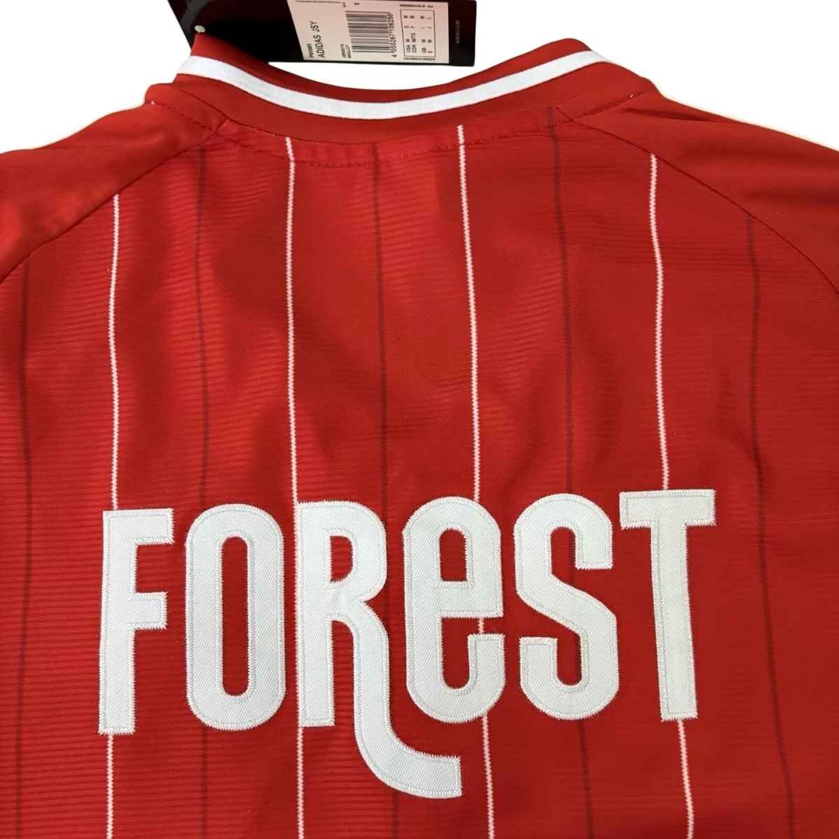 camisa-nottingham-forest-vermelha-basebolo-2025-botoes (3) Camisa Nottingham Forest Vermelha Basebol 2025/26 Botões