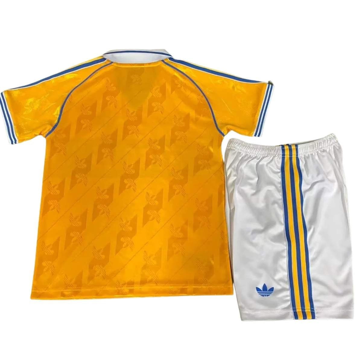 Kit-infantil-Köln-Branco-e-Vemelho-2025-26-Home-Unissex (3) Kit Infantil Tigres 65 Aniversário Amarela 2025/26 Unissex