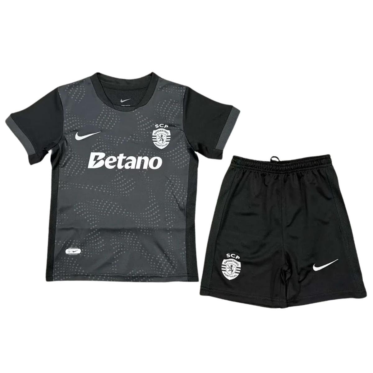 Kit-infantil-Lisbon-Preto-25-26-Away-Unissex (1) Kit Infantil Sporting CP Preta 2025/26 Away Unissex