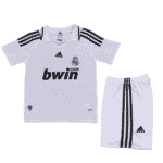 Kit-infantil-Real-Madrid-Branco-e-Preto-2008-2009-Home-Unissex