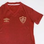 camisa-fluminense-vinho-2025-26-terceira-iii-feminina
