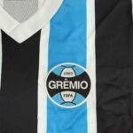 camisa-gremio-azul-1983-84-titular-adidas-masculina-retro