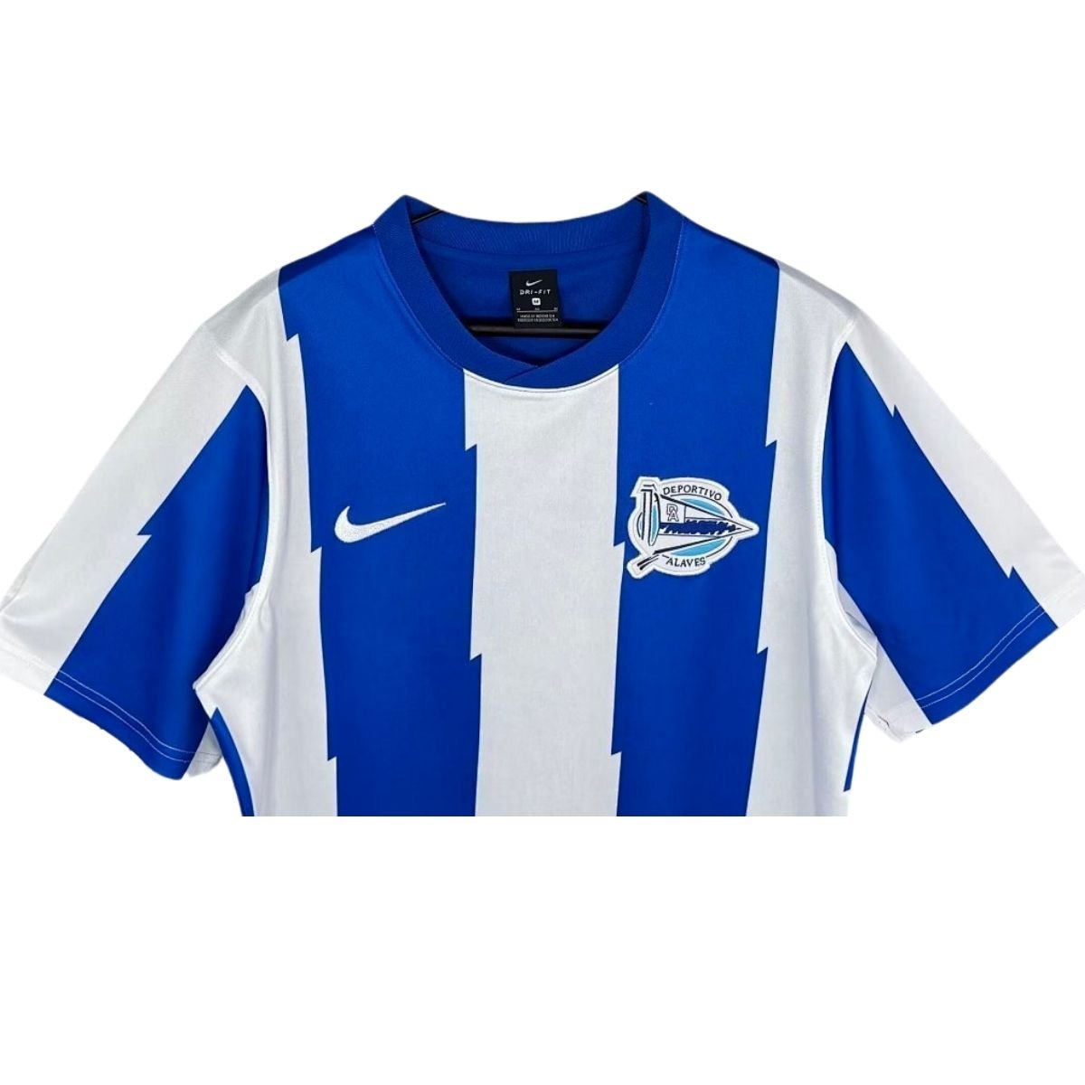 camisa-deportivo-alaves-azul-2011-12-home-i-masculina (1) Camisa Deportivo Alavés Azul 2011/12 Home I Masculina