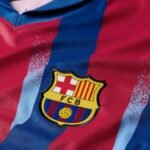 camisa-barcelona-azul-vermelho-2025-26-fourth-iv-masculina