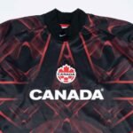 camisa-do-canada-goleiro-copa-preta-2026-27-manga-longa (3)