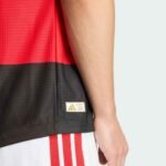 camisa-do-flamengo-vermelha-2026-27-titular-jogador-JM5652