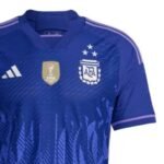 camisa-argentina-away-ii-patch-copa-do-mundo-2022-roxo-masculina