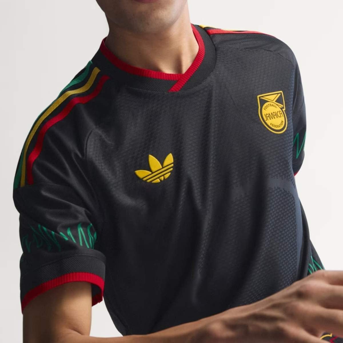 camisa-jamaica-26-x-bob-marley-preta-2026-27-away-ii-masculina (2) Camisa Jamaica X Bob Marley Preta 2026/27 Away II Masculina