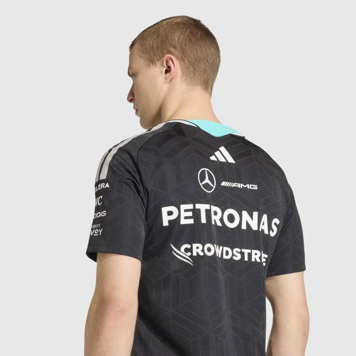 camisa-mercedes-amg-benz-preta-f1-2026-27-authentic-masculina-adidas (1) Camisa Mercerdes Benz AMG F1 Preta 2026/27 Team Authenctic Masculina