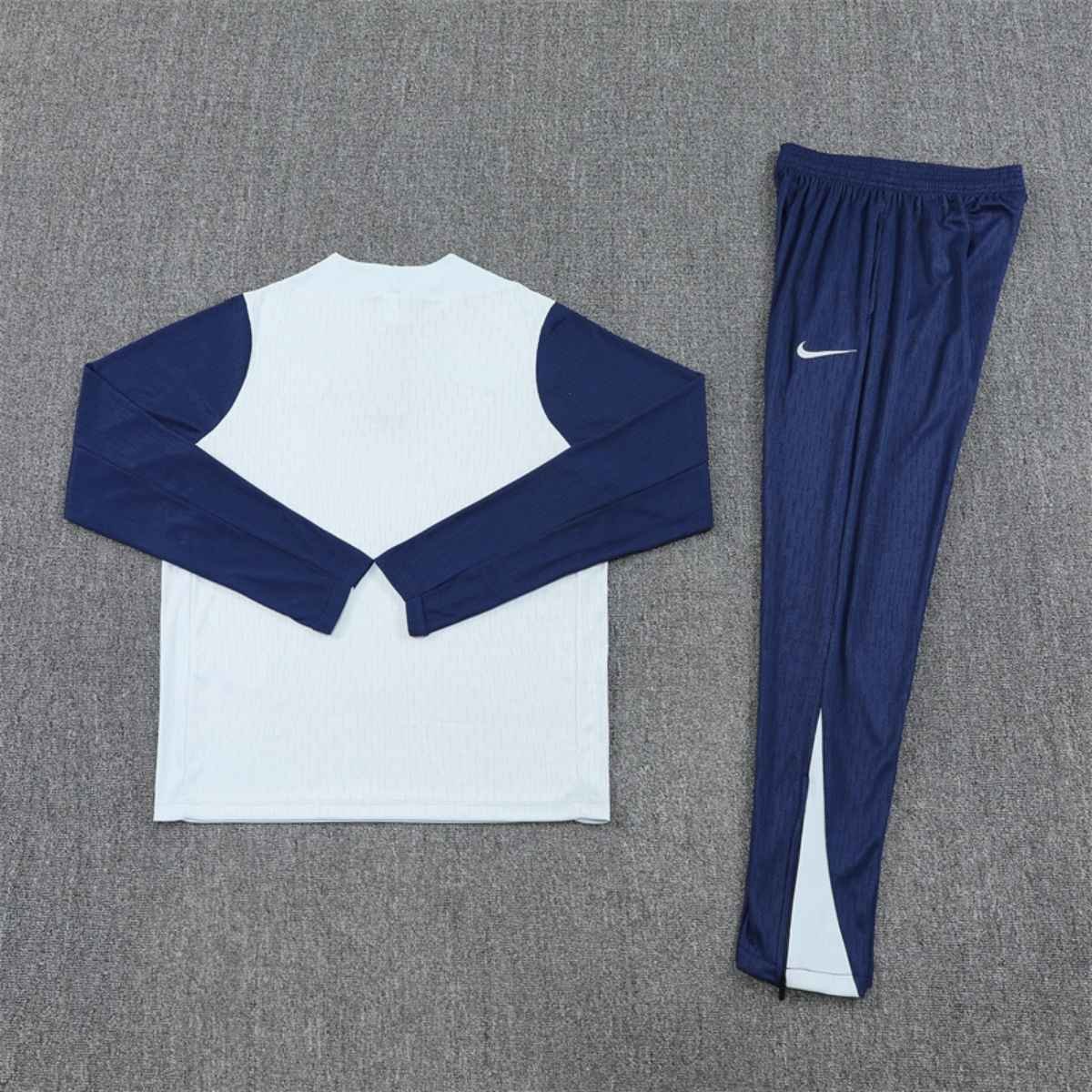 kit-treino-inter-de-milao-2025-26-azul-masculino (2) Conjunto Treino Inter de Milão Calça e Jaqueta Azul Claro 2025/26 Masculino